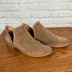 Garnet Hill Women’s EU size 39 Suede Booties Tan